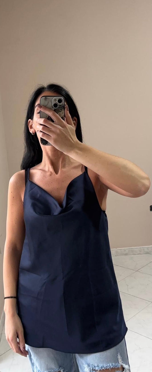 Canotta Satin da Donna-  Elegante, Fluida e Luminosa