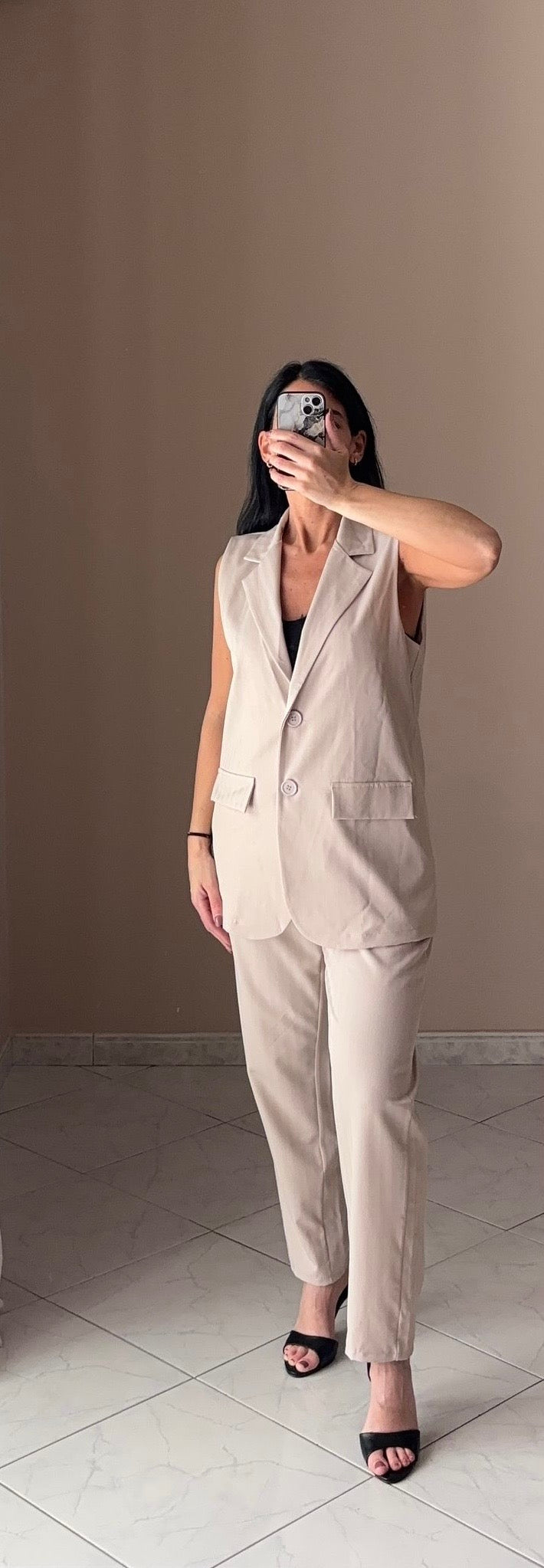 Tailleur Gilet da Donna- Eleganza Moderna e Chic