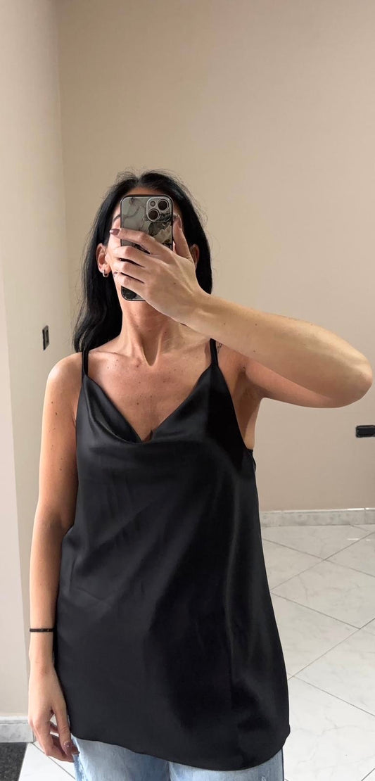 Canotta Satin da Donna-  Elegante, Fluida e Luminosa