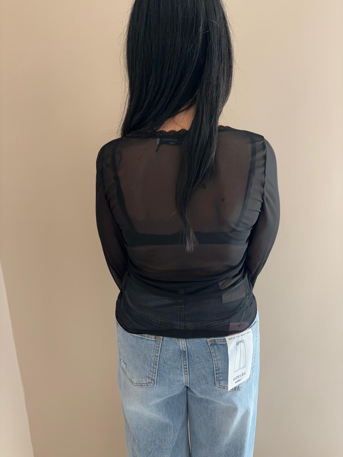 Maglietta Sheer da Donna- Effetto Trasparente e Trendy